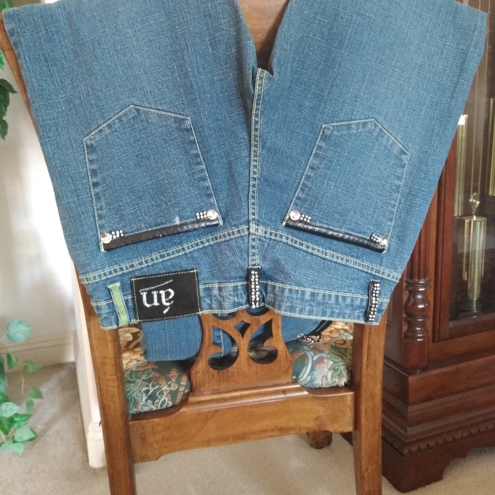 Jeans - Picture 6 of 6